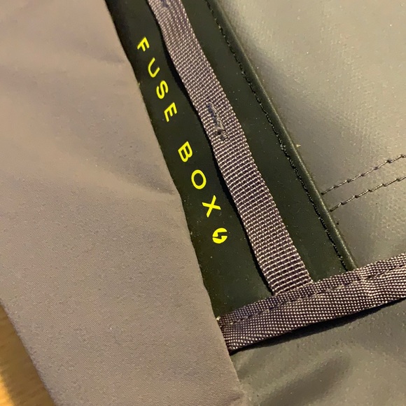 NWT The North Face Fuse Box Charged Backpack - Picture 3 of 16